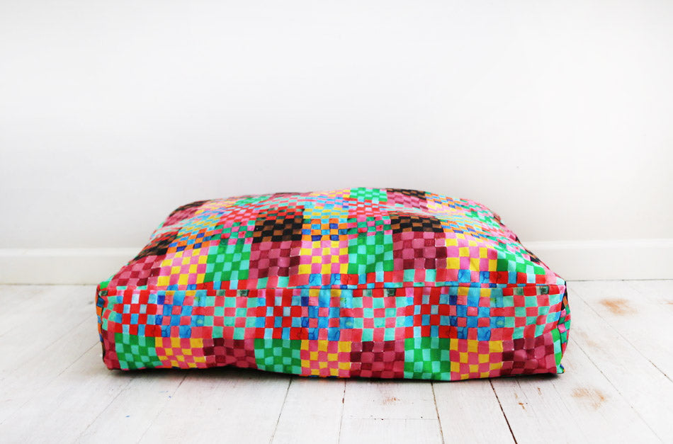 Sample Sale Checkerland Dogbed