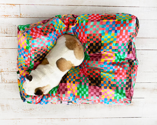 Checkerland Dogbed